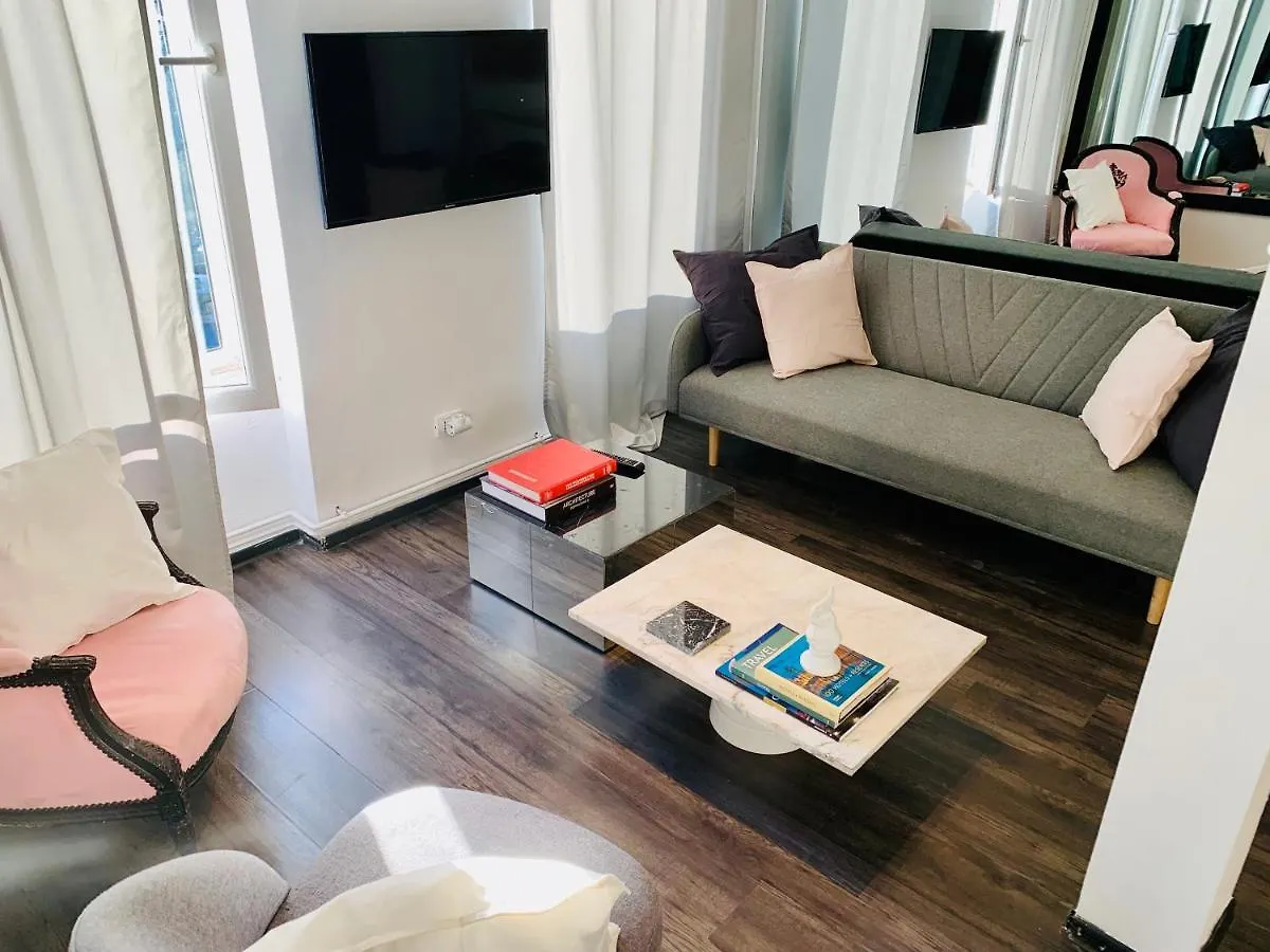 Sada Gallery II Bucharest Apartment